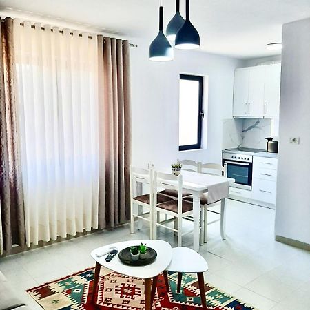 Koli Apartament Берат Екстер'єр фото